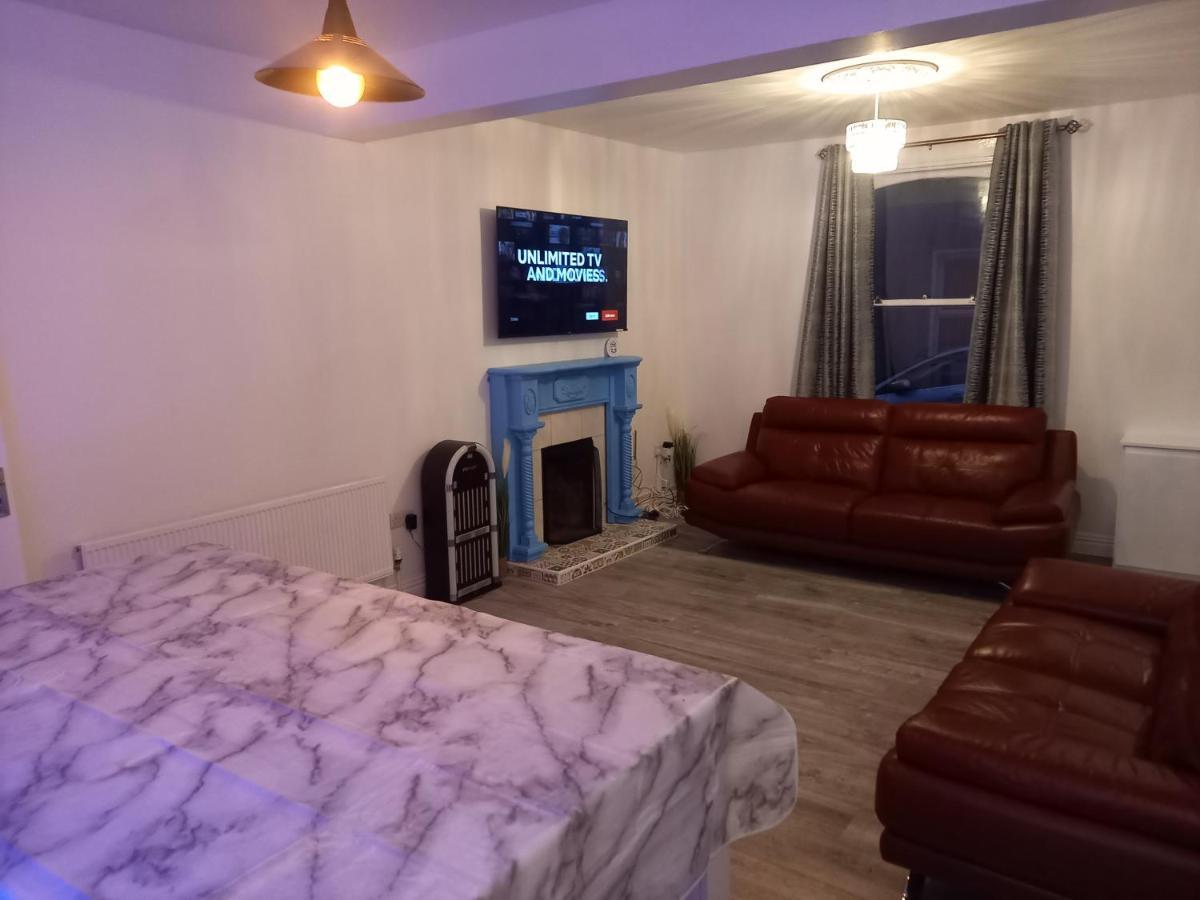 Апартаменты 7 Heaven Centre Town House Лондондерри